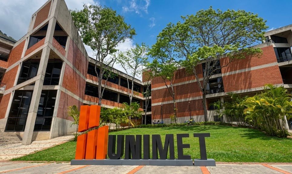 Logo UNIMET